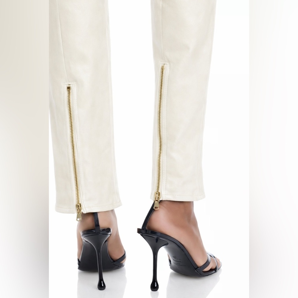 L’AGENCE Ginny High Rise Straight Leg Jeans French Vanilla coated - Picture 8 of 16